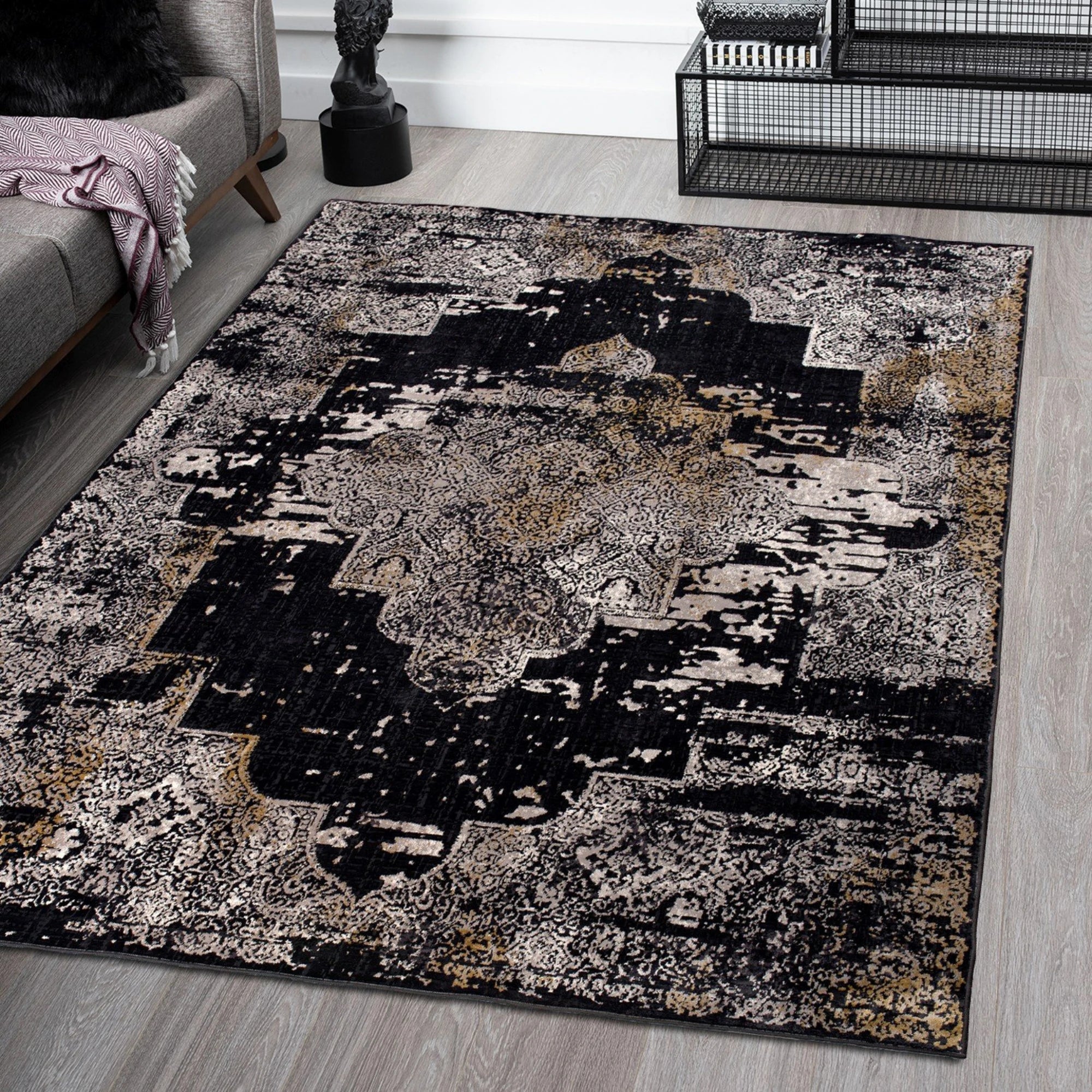 Noir Palace Vintage Medallion Rug