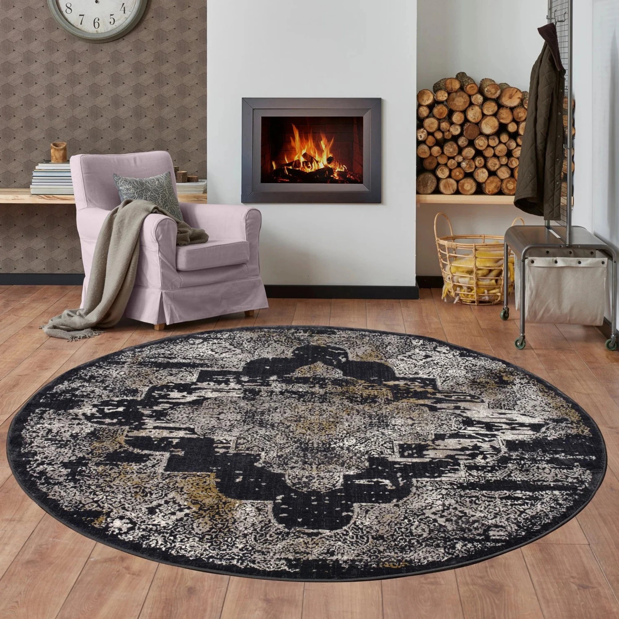 Noir Palace Vintage Medallion Rug