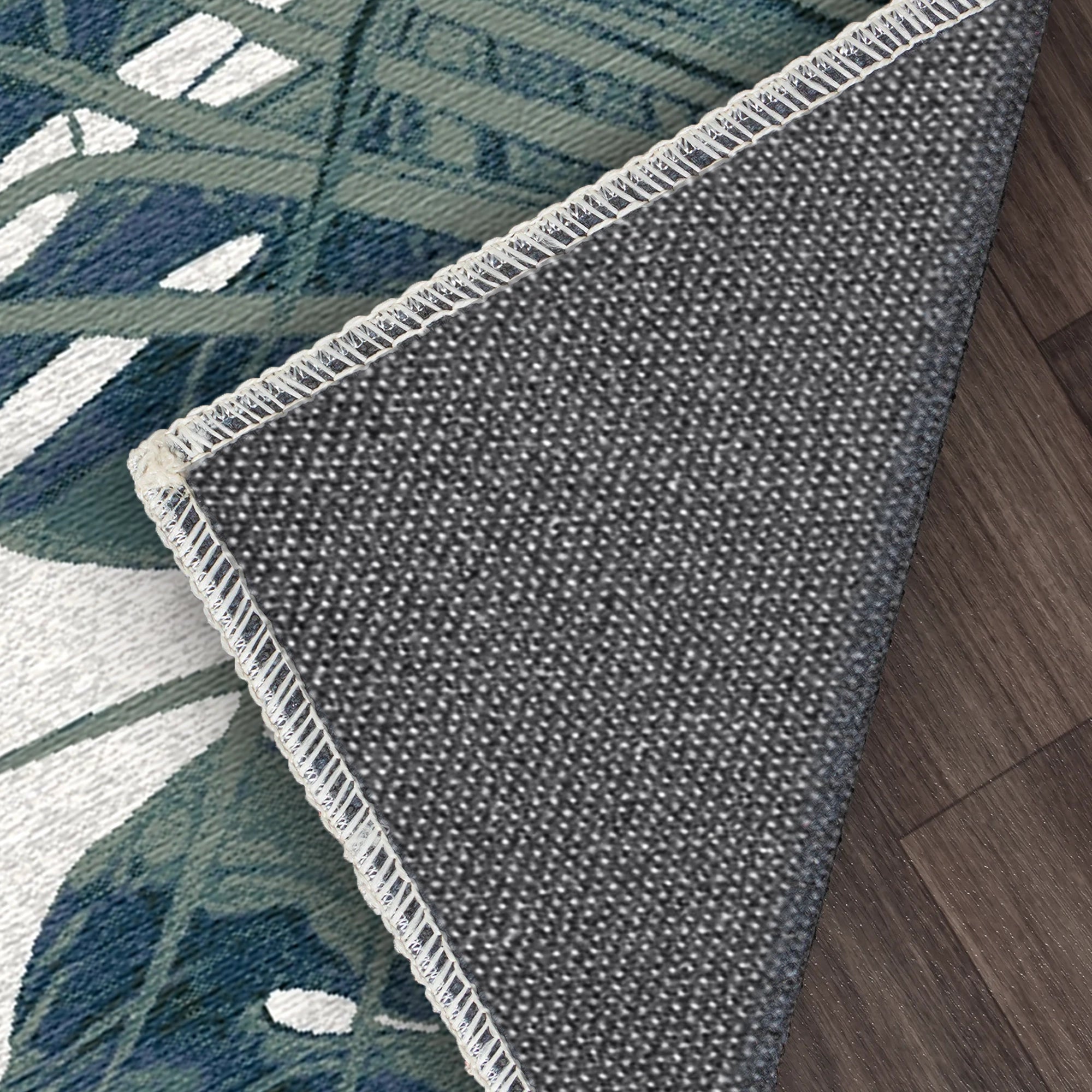 Green Exotic Tropical Leaf Rug