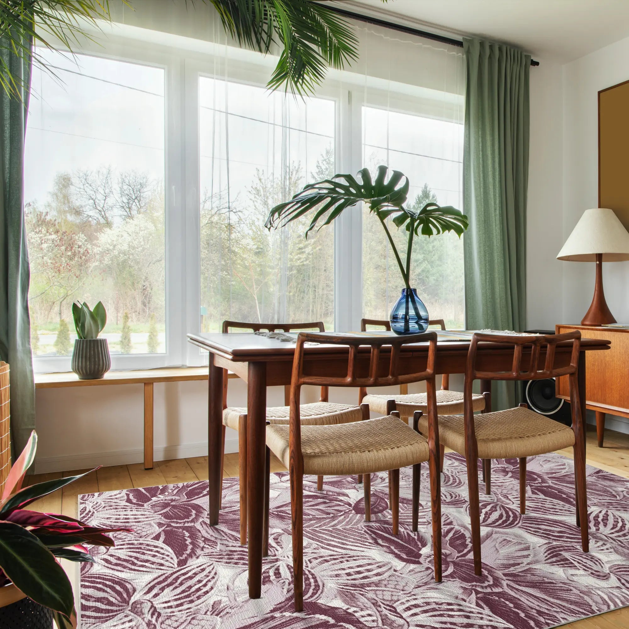 Mauve Tropical Leaf Botanical Rug
