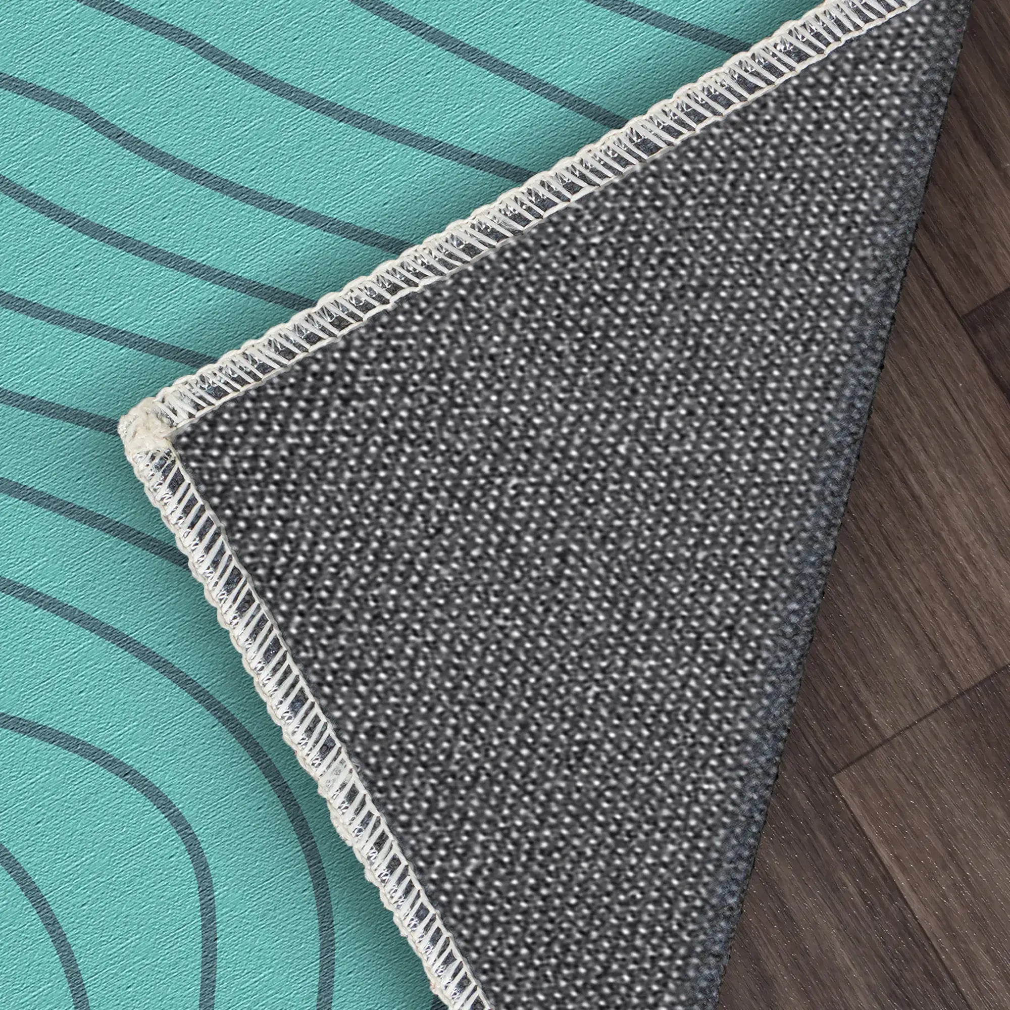 Soft Turquoise Wavy Motion Accent Rug