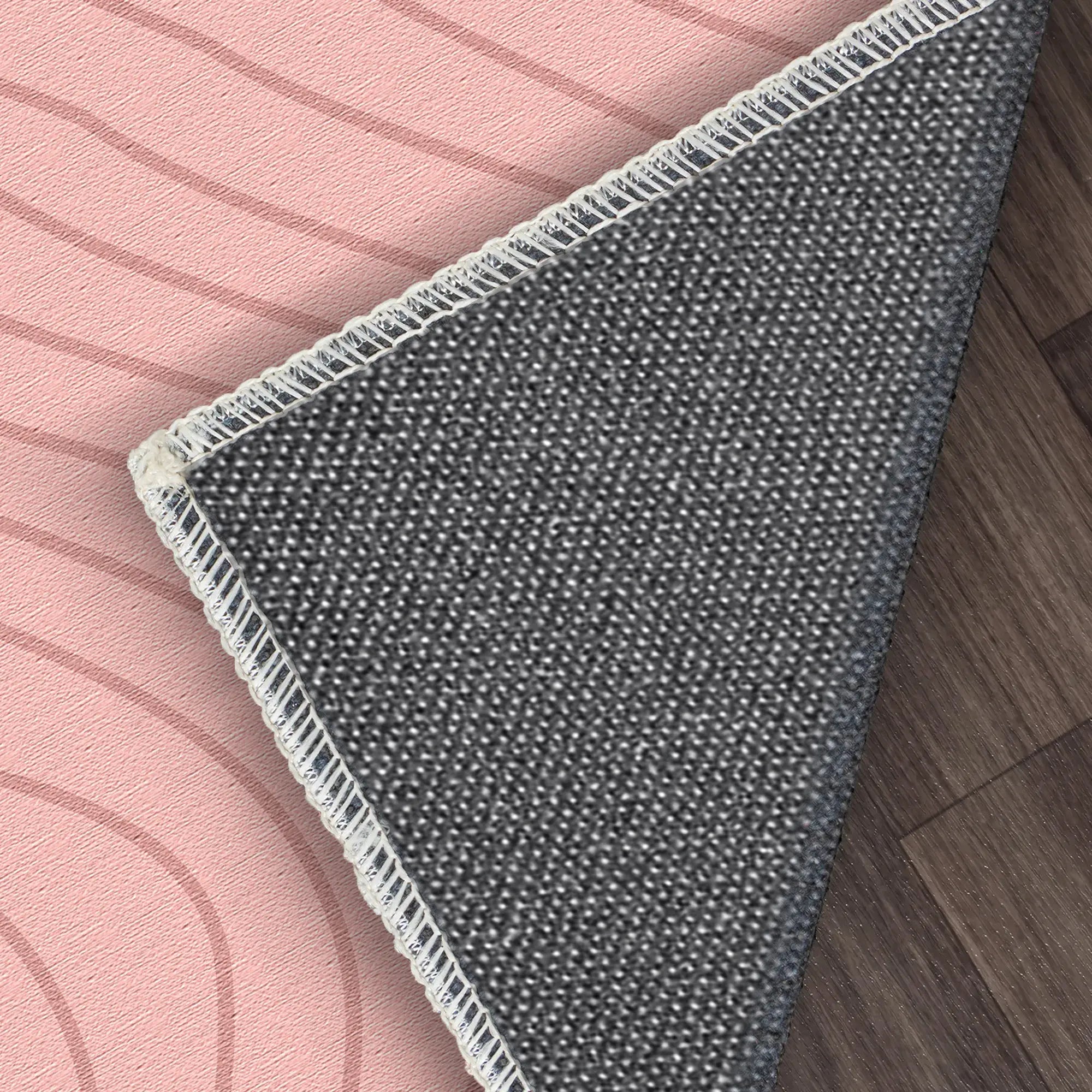 Soft Pink Wavy Motion Accent Rug