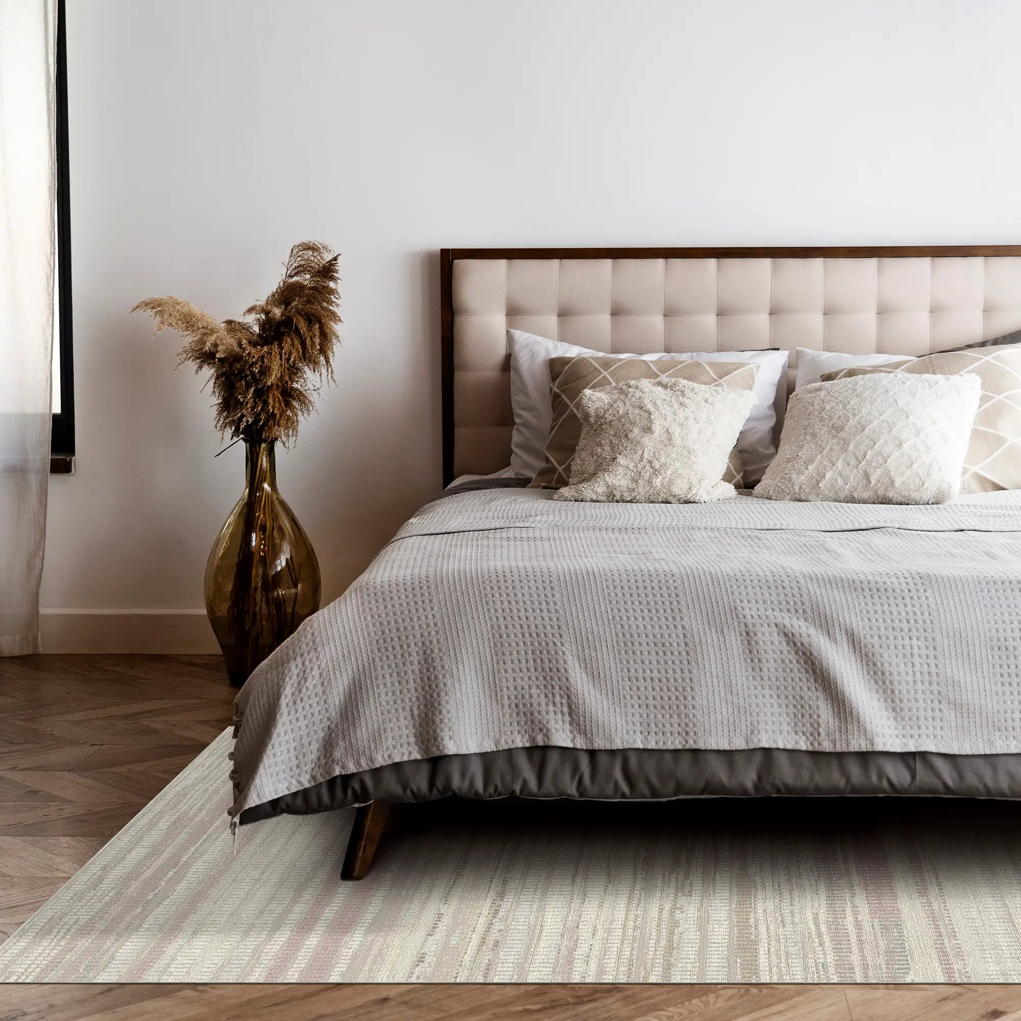 Stria Pink Minimalist Rug