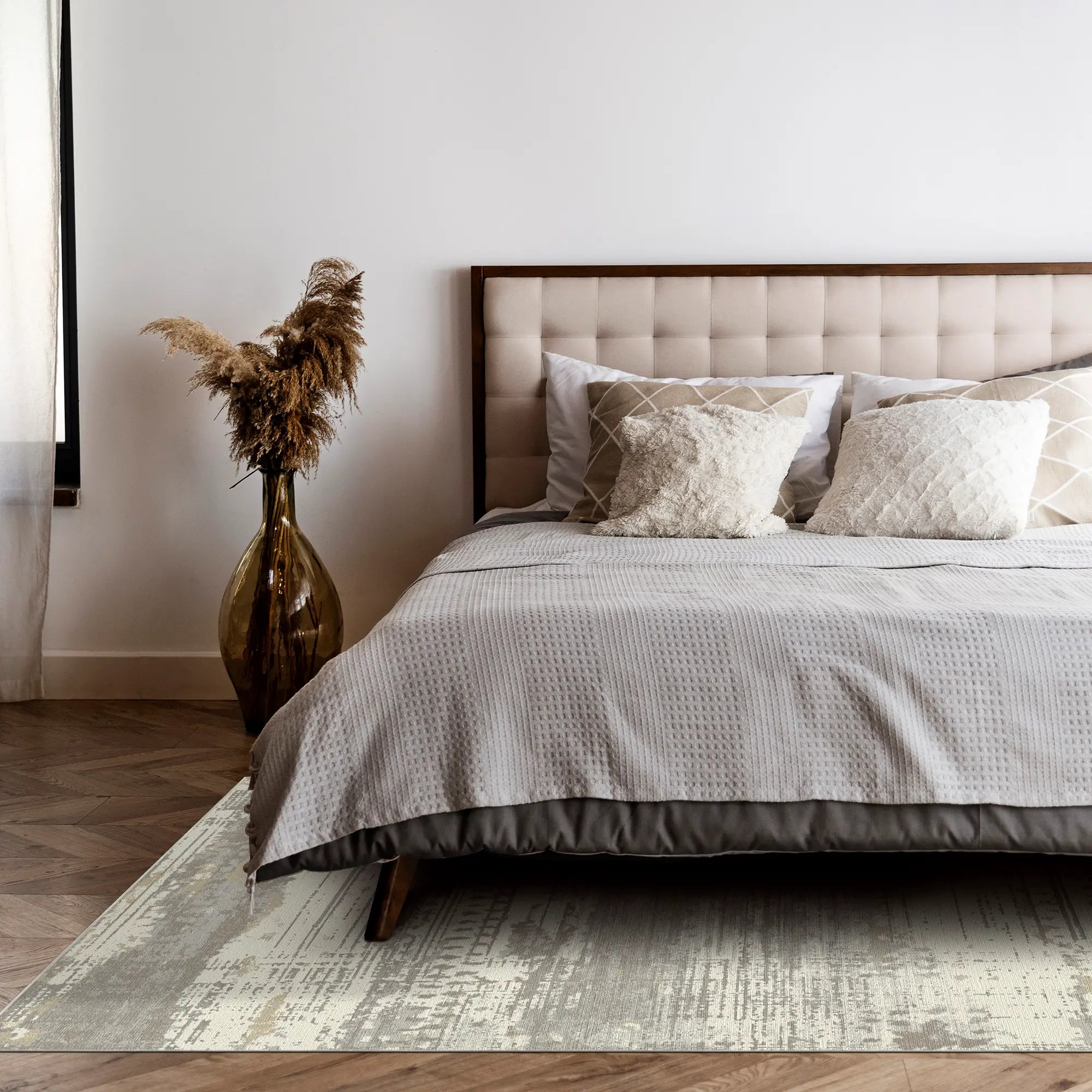 Sand Strata Distressed Rug